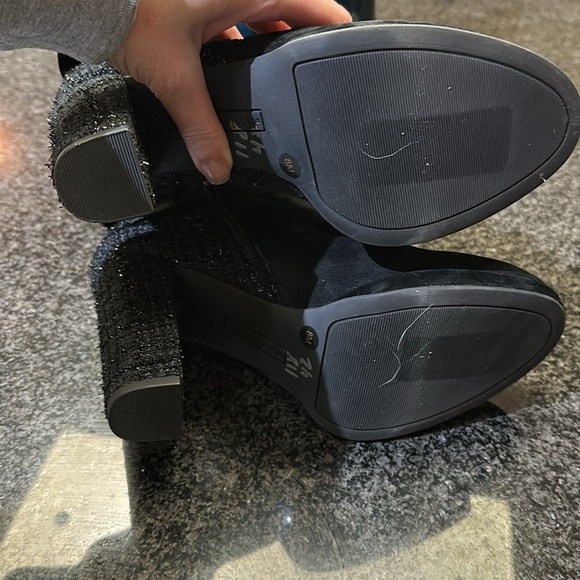 Booties - Picture 3 of 4